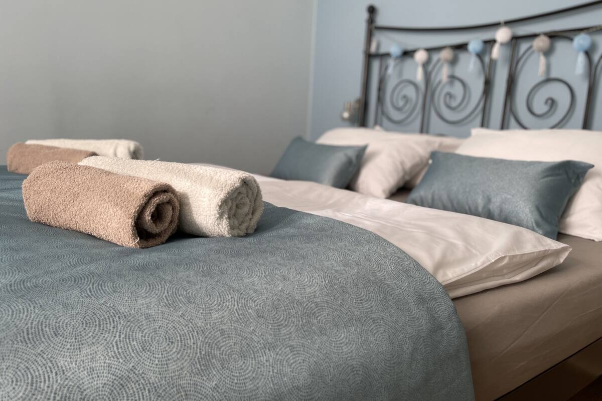 Doppelzimmer | Kostenloses WLAN, Bettwäsche