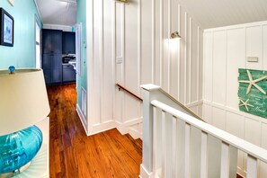 Interior - Ocean view, hot tub, steps to the sand! Dog friendly. Nov Dates available! (St George Island)