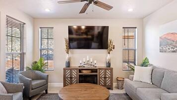 Townhome, 5 Bedrooms | Living area | Smart TV