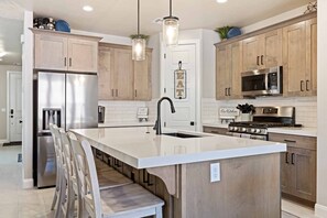 Townhouse, 5 soverom | Eget kjøkken | Kjøleskap, ovn, kaffetrakter/tekoker og brødrister