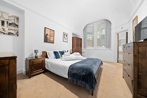 Comfort-Apartment | 1 Schlafzimmer, hochwertige Bettwaren, Zimmersafe, individuell dekoriert