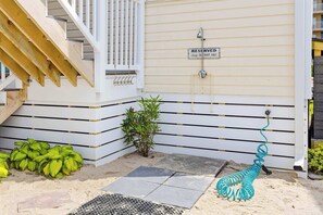 Property grounds - Steps to Beach-1st Floor-Near Convention Center (Ocean City)