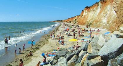 Holiday Home in Penestin near Mine d'Or Beach