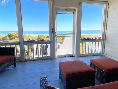 Beach Club Villa 29 - Oceanfront Walkout End Unit!
