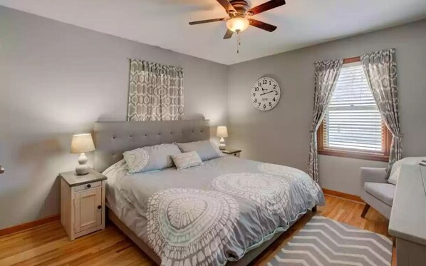 2 bedrooms, free WiFi, bed sheets - Myrtle house|Families|Downtown Stillwater(.5mile)|CloseToTwinCities (Stillwater)