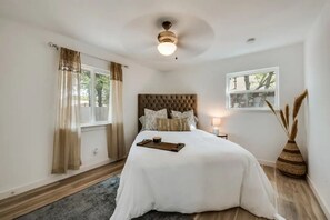 3 bedrooms, free WiFi, bed sheets