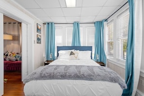 6 bedrooms, iron/ironing board, WiFi - Quiet 6BR Family Getaway Near Beach + Casinos (Atlantic City)