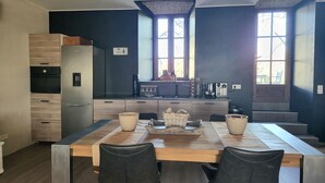 Uklassifisert bilde, 4 av 28, knapp