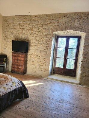 3 chambres, Wi-Fi gratuit, draps fournis