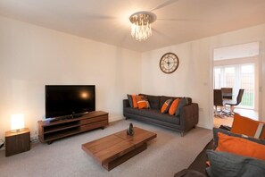 Deluxe House | Living area | Flat-screen TV - The Terrace (Derby)