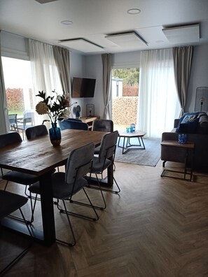 Belsano 6 | Living area - EuroParcs Poort van Maastricht (Berg en Terblijt)