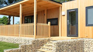 Palisade 4 | Individually decorated, individually furnished, free WiFi, bed sheets