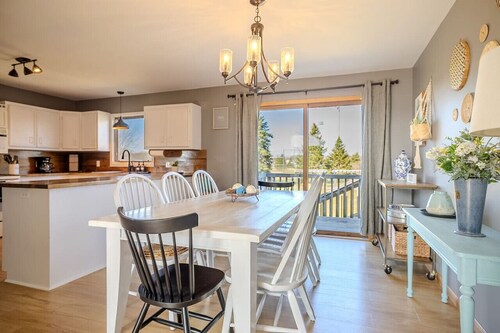 Stunning 4 Beds and 5 Baths with Indoor Fireplace