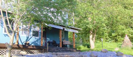 المنشأة من الخارج