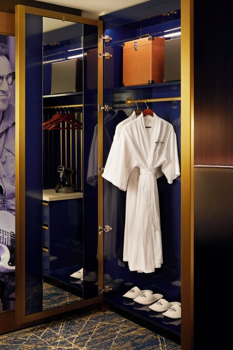 Hard Rock Hotel New York - Image 39