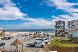 Beach - Mermaid Avenue  Oceanview 4 Bedroom Home in Surf City – Perfect for the whole (Surf City)