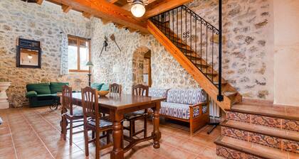 YourHouse Deulosal, family-friendly rural house, cycling friendy