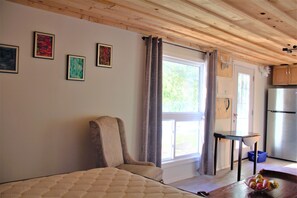 1 bedroom, in-room safe, free WiFi, wheelchair access