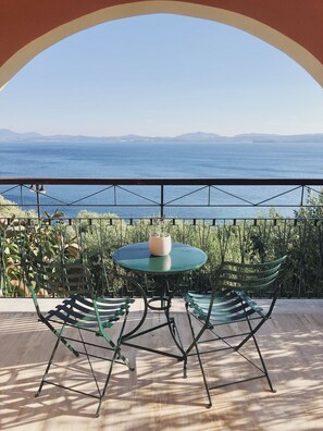 View from property - Gran Domenica Villa Corfu (Corfu)