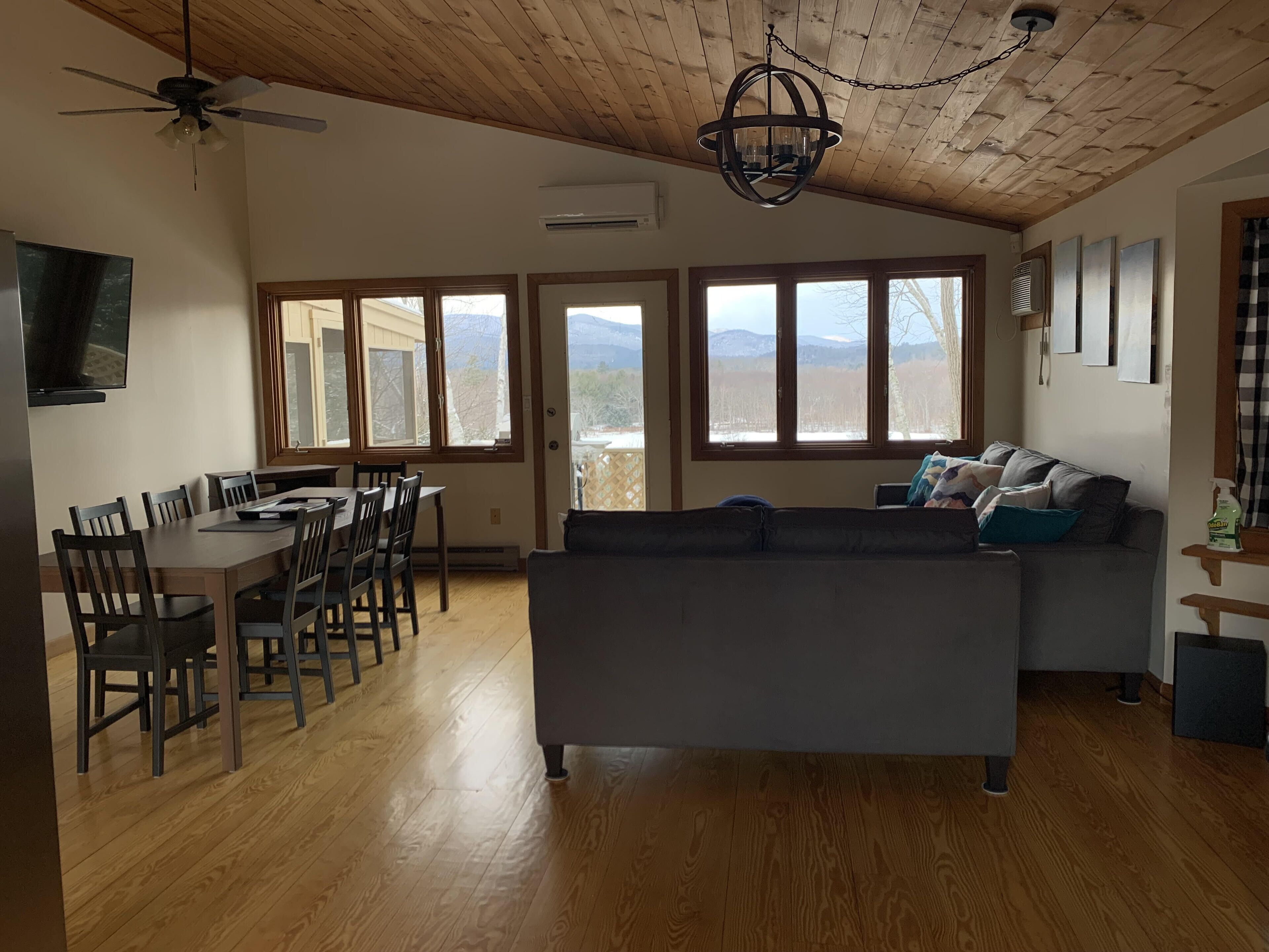Peaceful Mountain View 4 Bedroom Chalet
