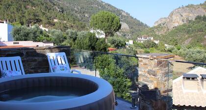Schist House - Panoramic View and Jacuzzi