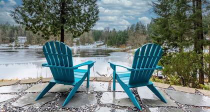 A lakefront retreat with hot tub