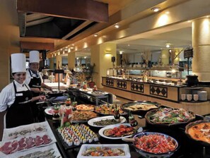 تناول الطعام