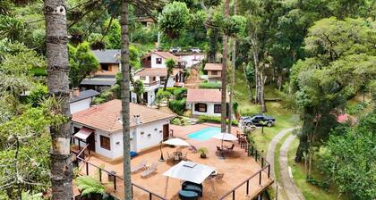 Vila Eremita Pousada