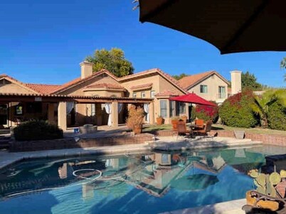 Waterfront, LuxuryVilla with Private Pool-