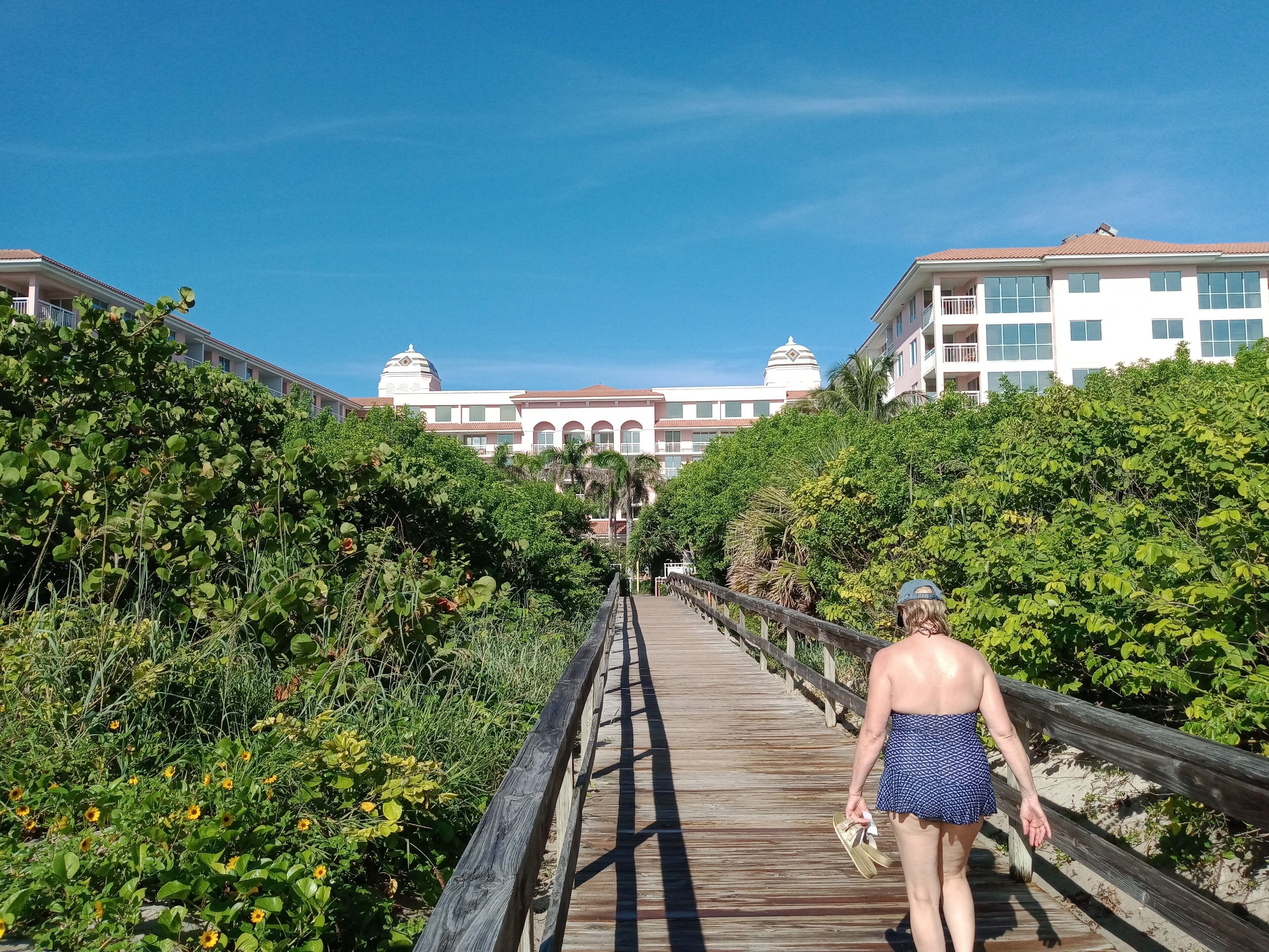 Palm Beach Resort Wrap Around Two Bedroom Suite Directly on the Beach