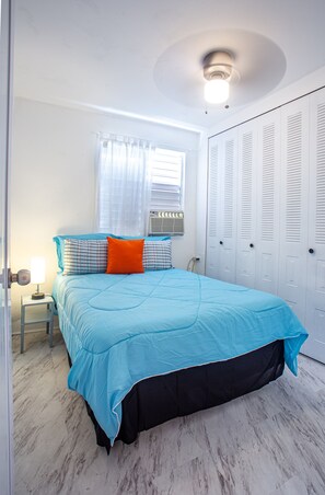 2 bedrooms, iron/ironing board, free WiFi, bed sheets - 2A - Welcoming Apt near Crashboat Beach/BQN (Aguadilla)