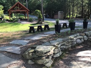 Property grounds - SPRING HAS SPRUNG IN THE POCCONOS ! (Tafton)