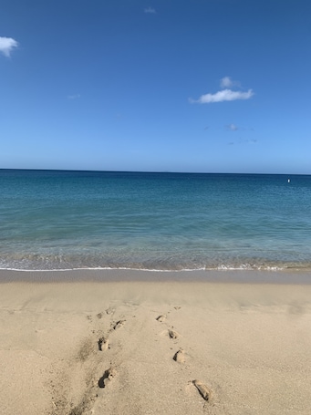 Beach. 10%Discount week!!! Apt. with electricity, water, A/C, WIFI near Crashboat Beach