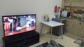 Fridge, microwave, stovetop, electric kettle