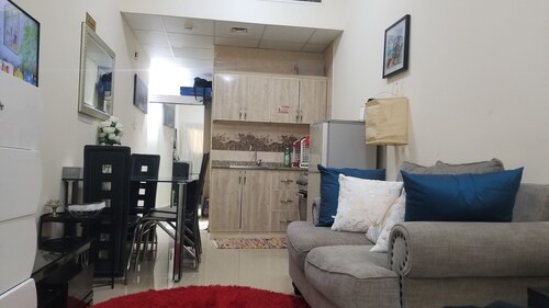 FRIENDS APARTMENTS by 1hataman