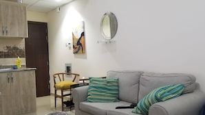 Living area - FRIENDS APARTMENTS by 1hataman (Dubai)