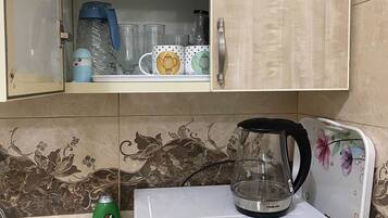 Fridge, microwave, stovetop, electric kettle