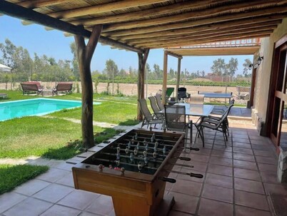 Romantic Villa with wonderful and iluminated swimming pool