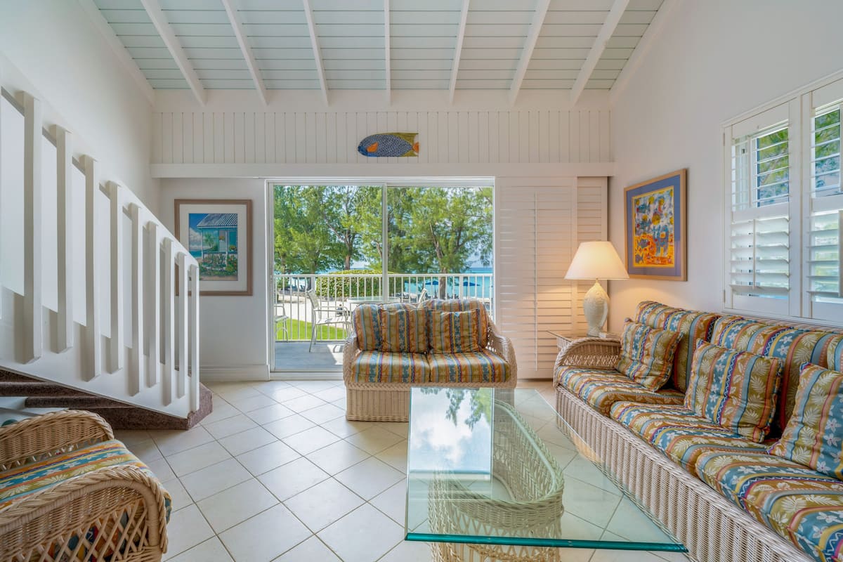 Villa, 2 Bedrooms, Oceanfront (Villa #15) | Living area | 40-inch flat-screen TV with cable channels, TV