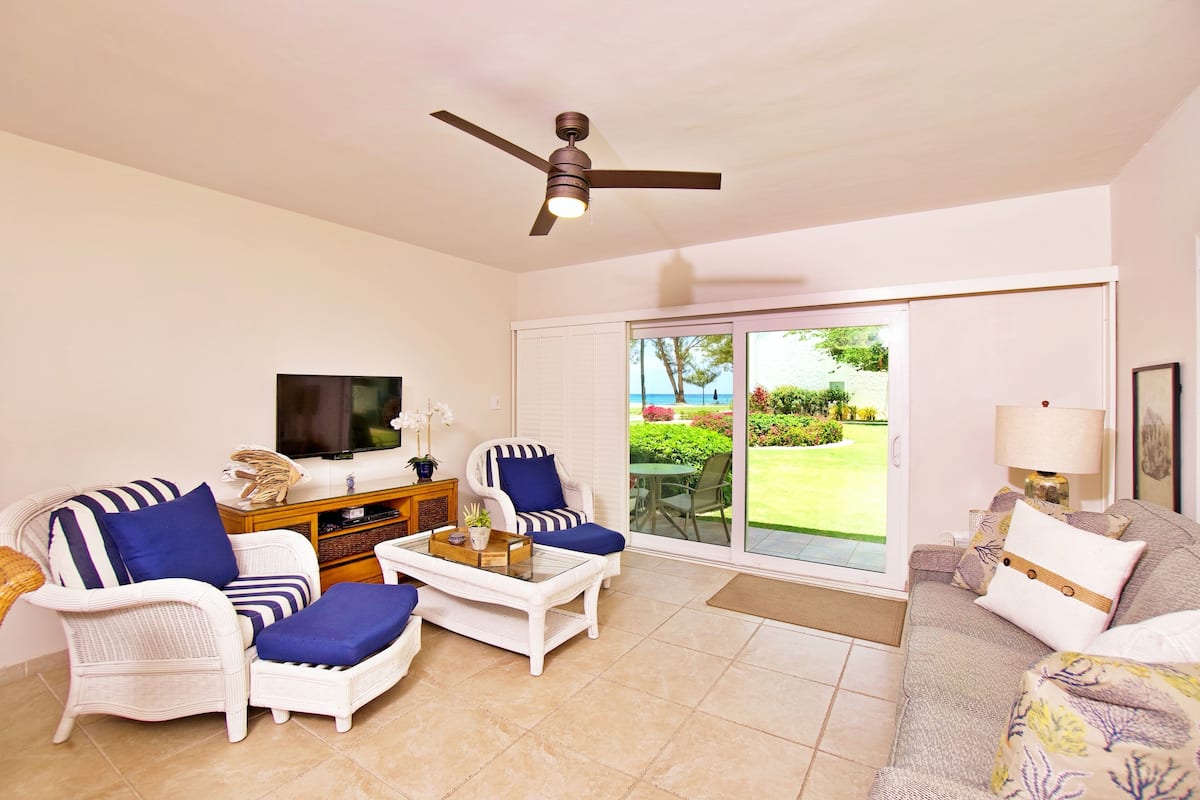 Villa, 2 Bedrooms, Ocean View (Villa #54) | Living area | 40-inch flat-screen TV with cable channels, TV