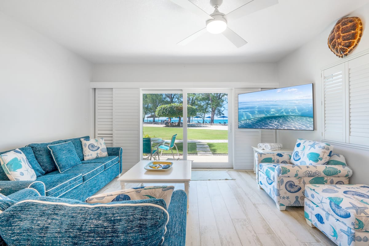 Villa, 2 Bedrooms, Oceanfront (Villa #13) | Living area | 40-inch flat-screen TV with cable channels, TV