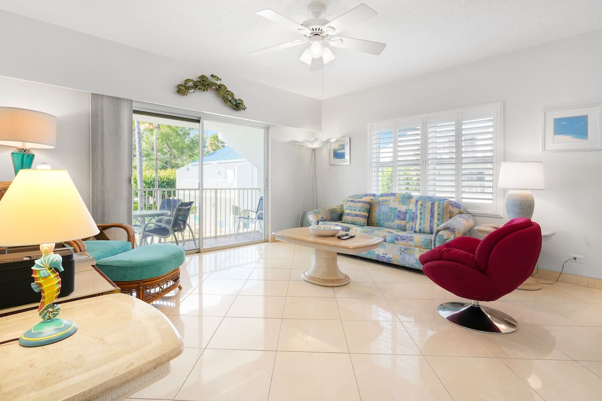 Villa, 2 Bedrooms, Oceanfront (Villa #49) | Living area | 40-inch flat-screen TV with cable channels, TV