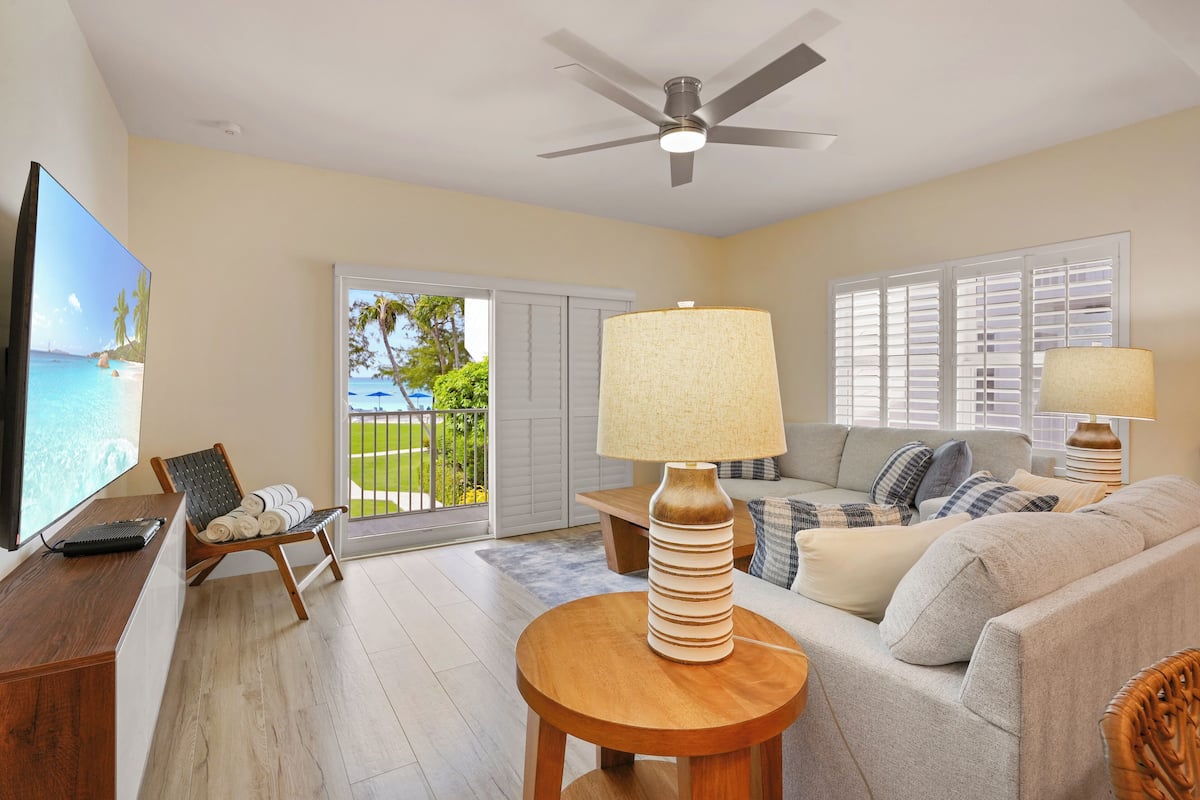 Villa, 2 Bedrooms, Ocean View (Villa #63) | Living area | 40-inch flat-screen TV with cable channels, TV