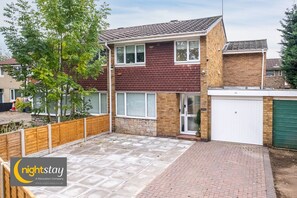 Exterior - Night Stay - Alpha House (Birmingham)