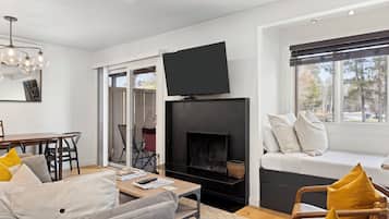 Smart-TV, Kamin