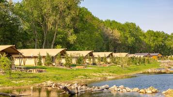 Glamping Tent-2 Bedroom Tent | 1 bedroom, free WiFi, bed sheets