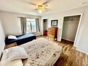 2 bedrooms, WiFi, bed sheets
