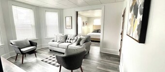 Cozy Lancaster Apartment Near Attractions