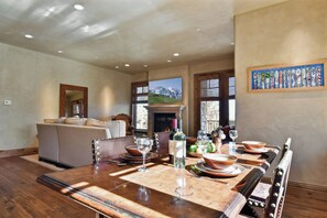 تناول الطعام