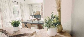 Trendy Willamette Valley Home - Great Location! Pet Friendly Outdoor Pizza Oven